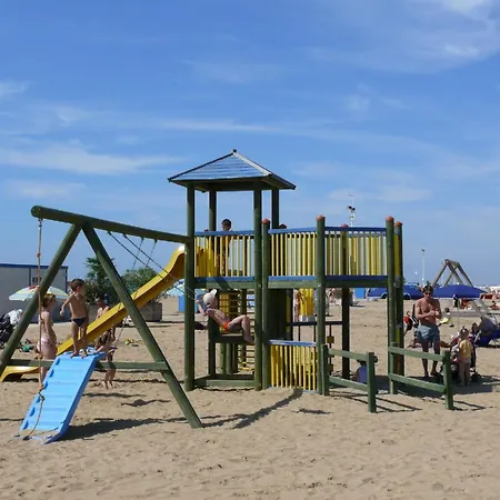 Ferienwohnung Fuer 5 Personen Ca 35 Qm In Bibione, Adriakueste Italien Und Umgebung Apartment